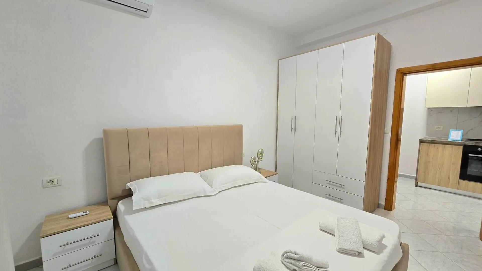 Apartment Rustic City Center Vibes Tirana Albania